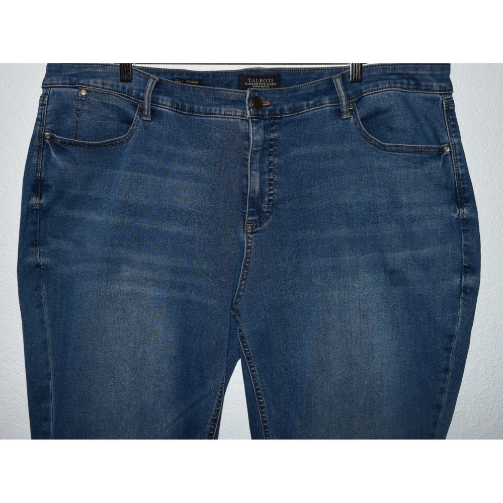 Talbots 22WP Flawless Five-Pocket Straight Leg Jeans Comfy Stretch Blue 5-Pkt - Picture 11 of 16